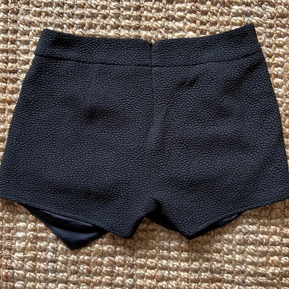 Black Kenzie skort - Picture 2 of 4